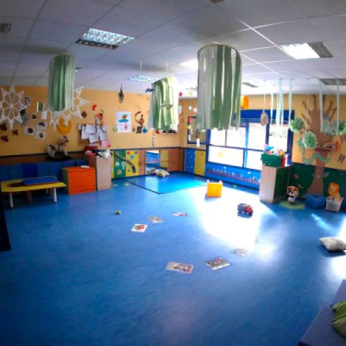 Imagen del aula de 2 a 3 años despejada